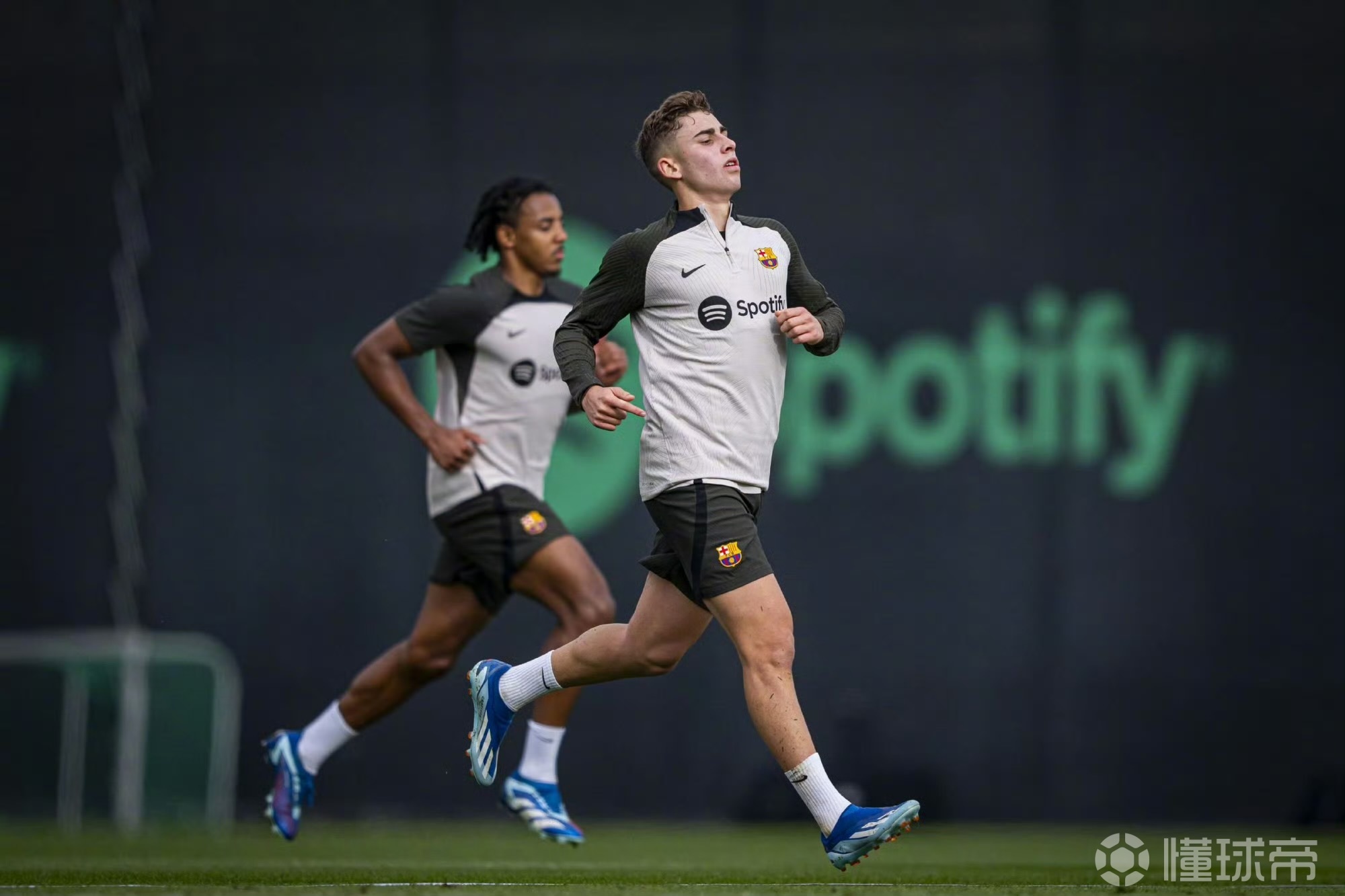 包含塞维利亚远射贴柱备战国王杯迈阿密热火迎来里程碑备战欧冠，今晨成都蓉城复出首秀直接炸裂的词条